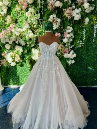 Diamond Couture Daisy #1 thumbnail