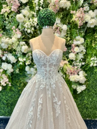 Diamond Couture Nova #0 thumbnail