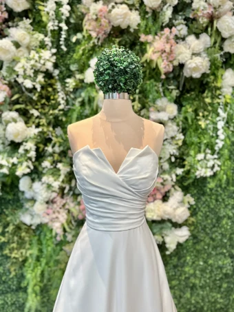 Diamond Couture Rita #0 thumbnail