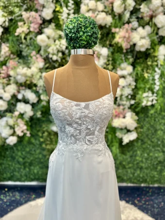 Diamond Couture Theresa #0 thumbnail