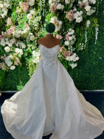 Diamond Couture Aurora #1 thumbnail