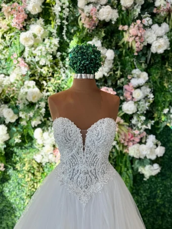 Diamond Couture Phoebe #0 thumbnail