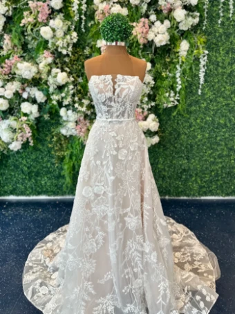 Diamond Couture Fable #1 thumbnail