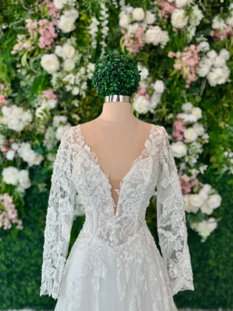 Diamond Couture Raquel #0 thumbnail