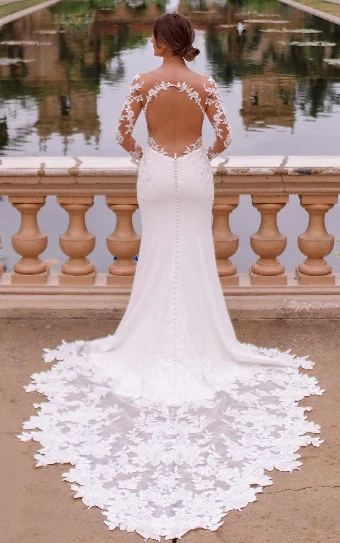 Essense of Australia - OTR Style #D3379 #10 (IV-PL) Ivory Gown w Porcelain Tulle Illusion thumbnail
