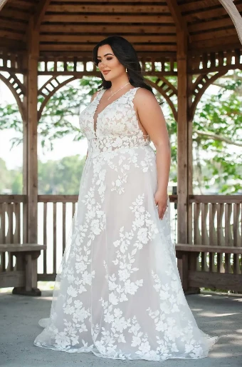 Essense of Australia - OTR Style #D3783 #13 Ivory/Mocha thumbnail