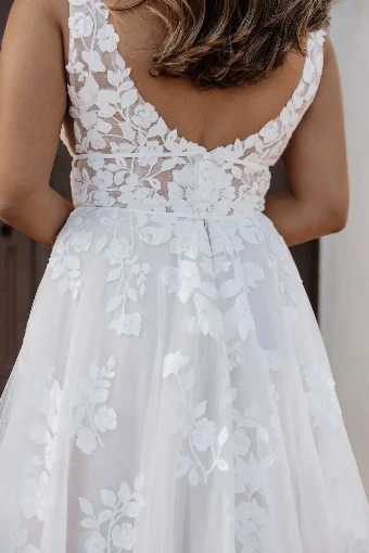Essense of Australia - OTR Style #D3783 #0 Ivory/Mocha thumbnail
