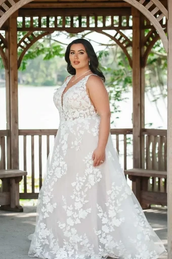 Essense of Australia - OTR Style #D3783 #17 Ivory/Mocha thumbnail