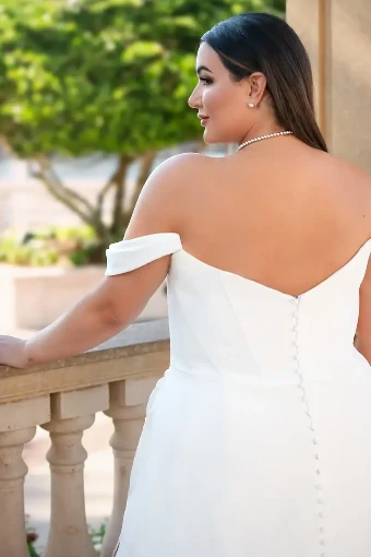 Essense of Australia - OTR Style #D3864 #3 Ivory thumbnail