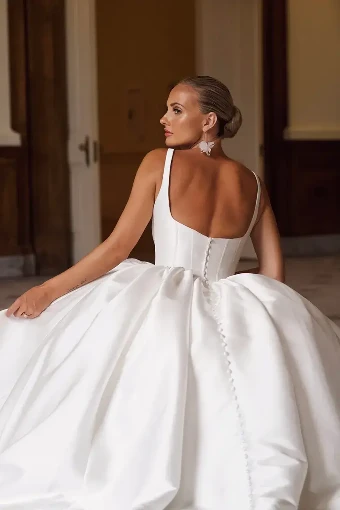 Essense of Australia - OTR Style #D4145 #1 Ivory thumbnail