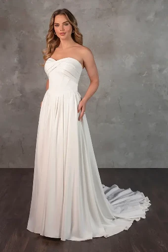 Essense of Australia - OTR Style #D4269 #2 Ivory thumbnail