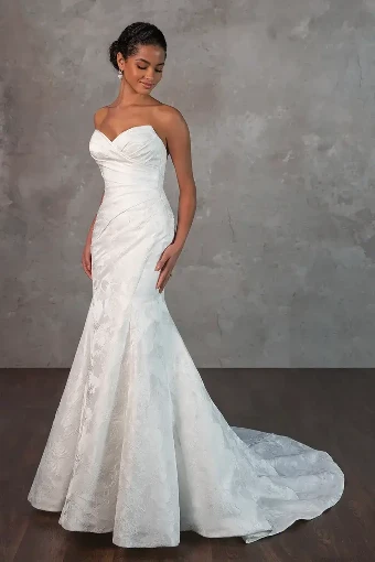 Essense of Australia - OTR Style #D4300 #1 Ivory Jacquard thumbnail