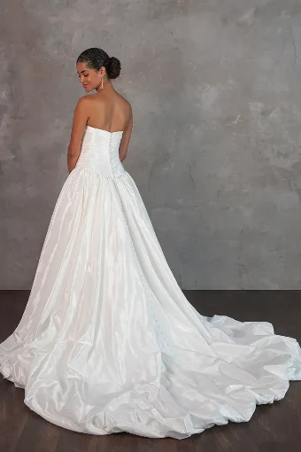Essense of Australia - OTR Style #D4325 #1 Pure Ivory Jacquard (Taffeta Jacquard) thumbnail