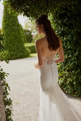 Justin Alexander - OTR Style #88375 #5 Latte/Ivory thumbnail