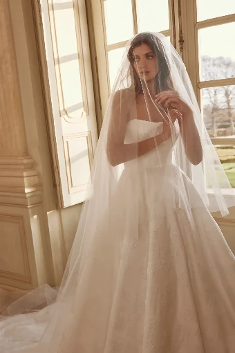 Justin Alexander - OTR Style #88406 #1 Ivory thumbnail